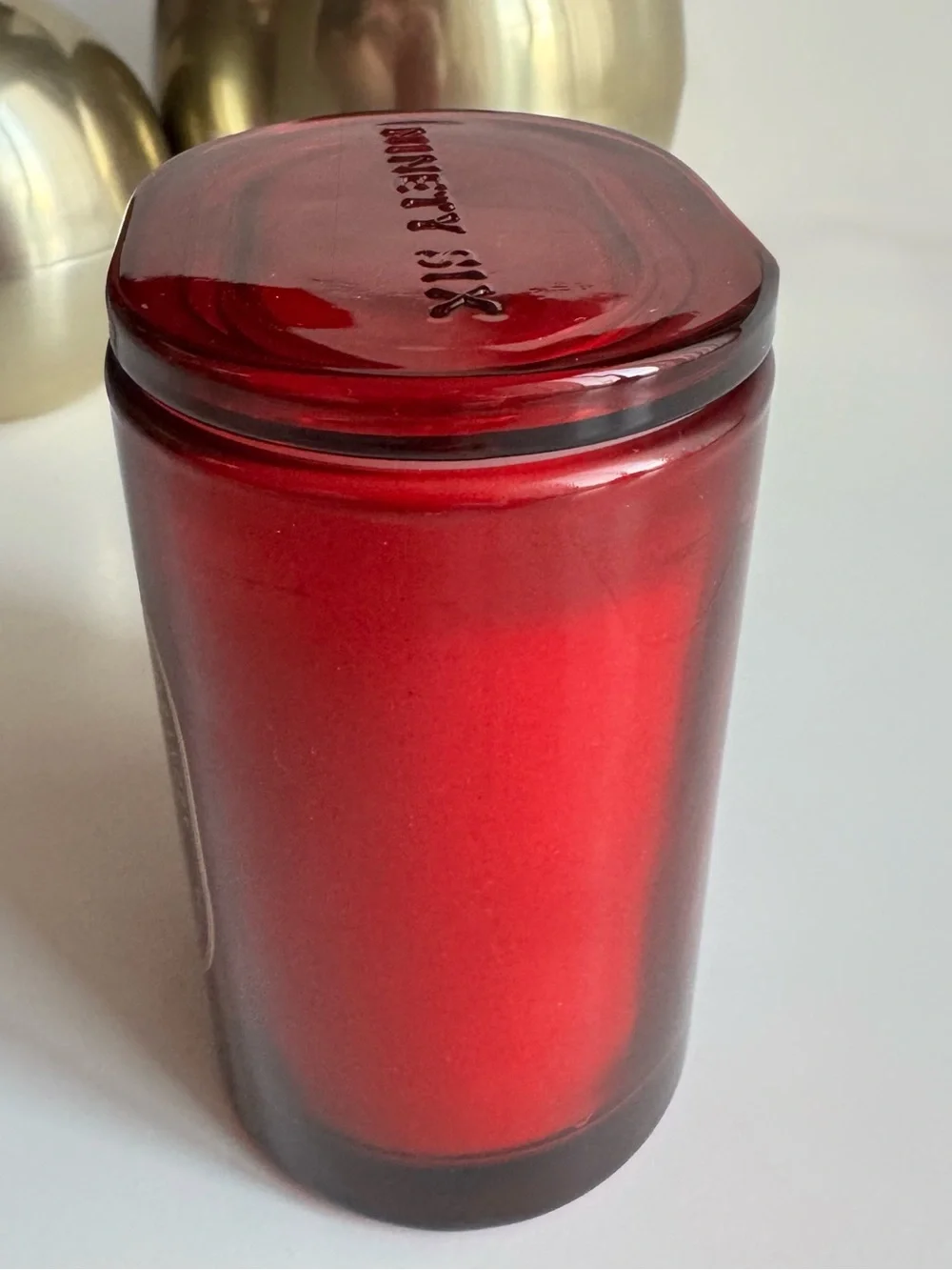 DW Home Ninety Six No. 04 2-Wick CandleRed Cherries, Saffron, Leather & Tonka